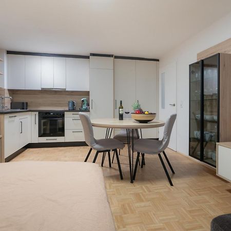 Modern Apartment, Full Kitchen, For 6 Gmunden Buitenkant foto