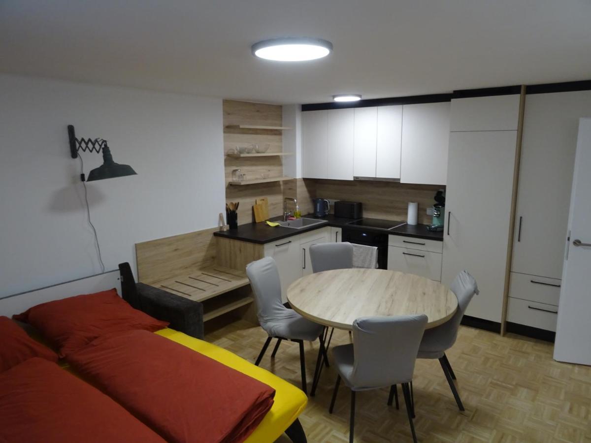 Modern Apartment, Full Kitchen, For 6 Gmunden Buitenkant foto
