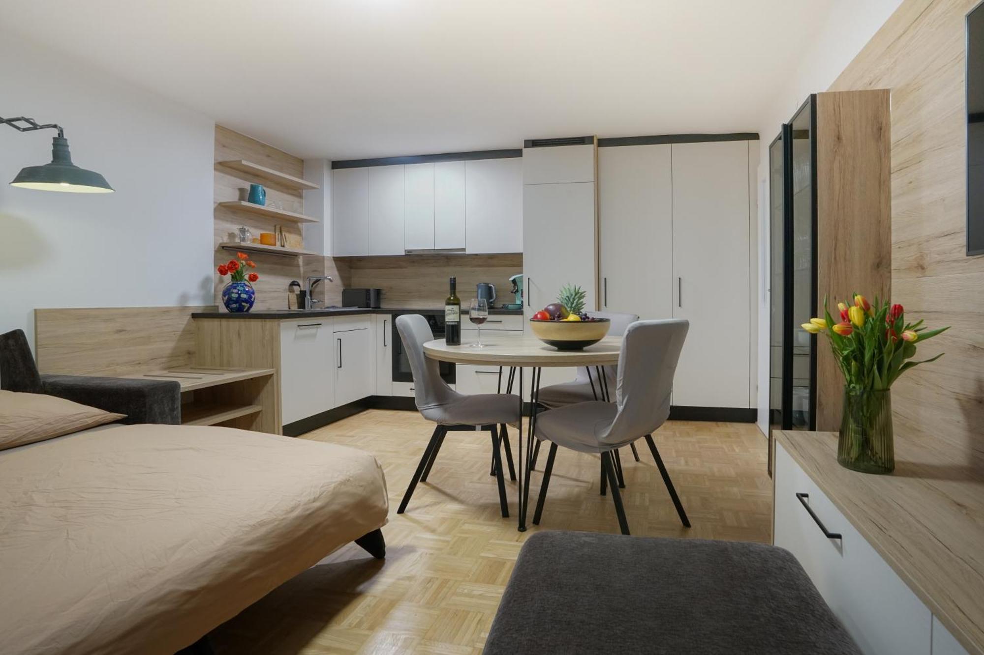 Modern Apartment, Full Kitchen, For 6 Gmunden Buitenkant foto