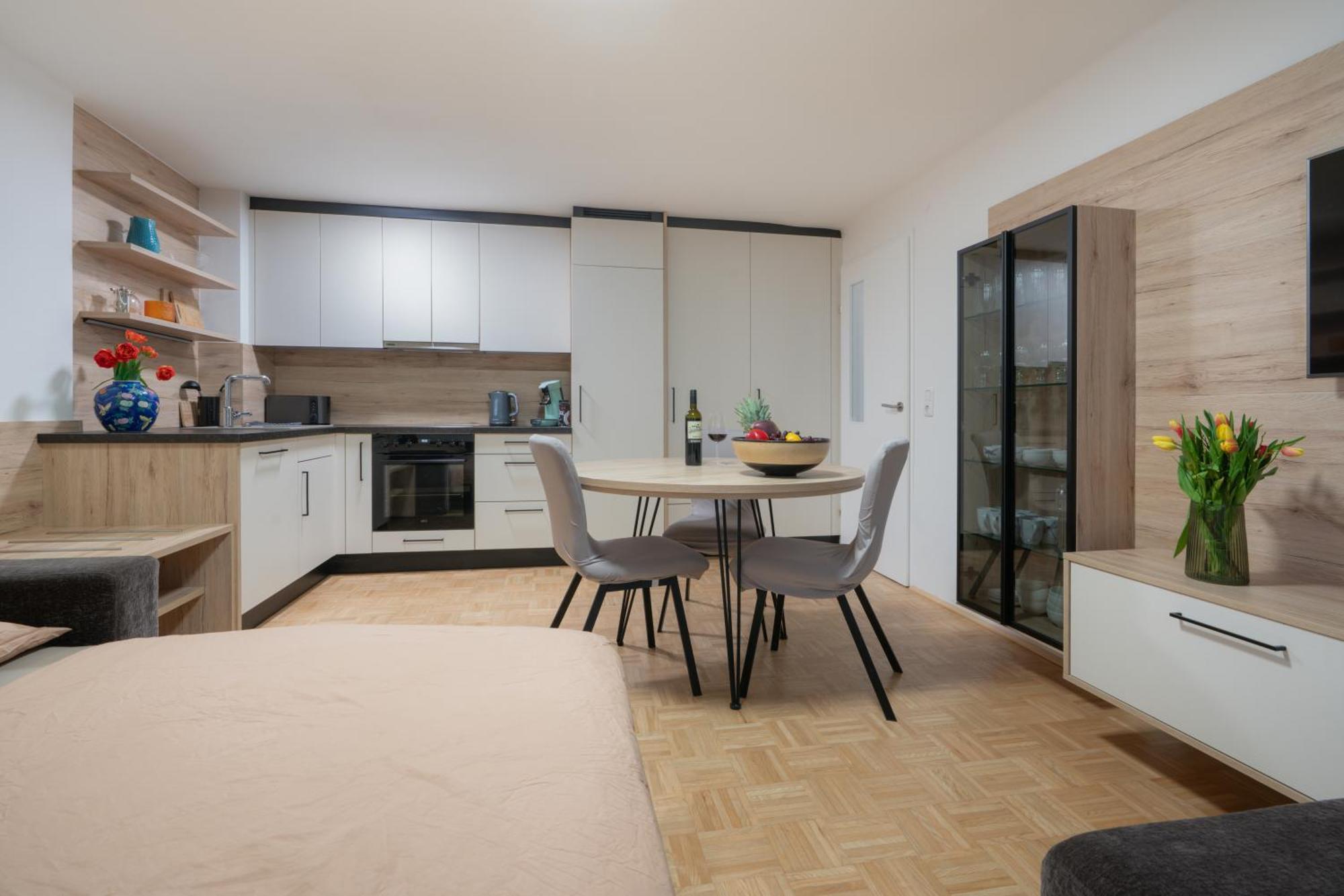 Modern Apartment, Full Kitchen, For 6 Gmunden Buitenkant foto